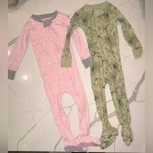 Set of 2 Honest Baby Footed Pajamas Size 18 months